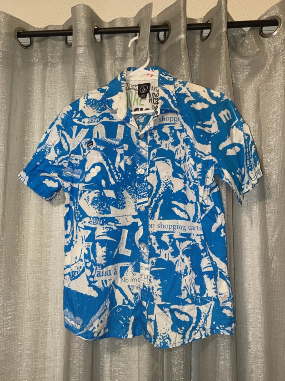Volcom Blue and White Short-Sleeve Button-Up Shirt